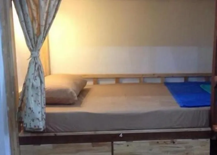 Rest Hostel *